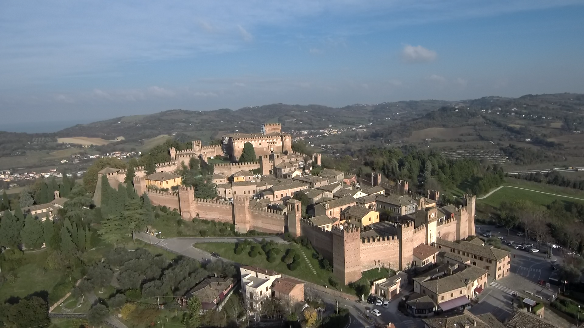 Pesaro e Urbino, Castello di Gradara (Il Martino - ilmartino.it -) M'Art - Arte e Cultura -