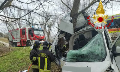 incidente stradale a Serra de Conti, deceduto il conducente di un furgone