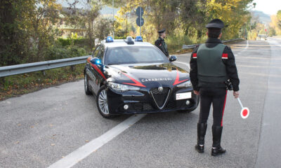 carabinieri paletta posto di blocco 112