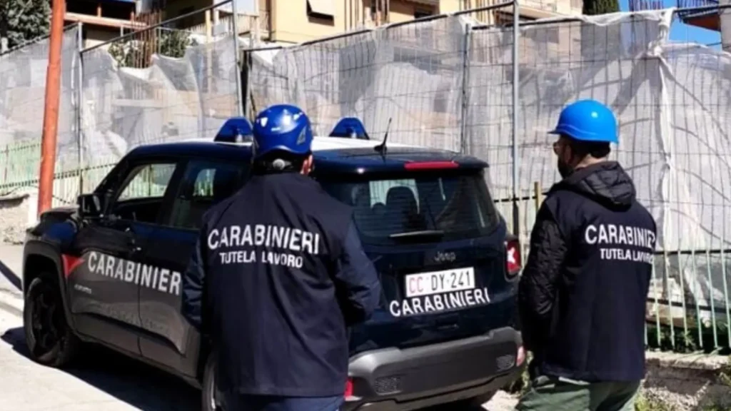 chiuso cantiere crognaleto carabinieri ispettorato lavoro 2
