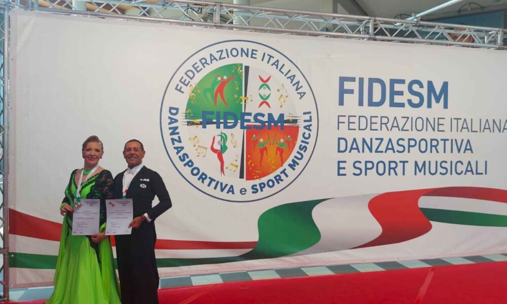 Rosa Vergalito ed Emanuele Daniele di Alba Adriatica medaglia d'argento ai campionati italiani di ballo
