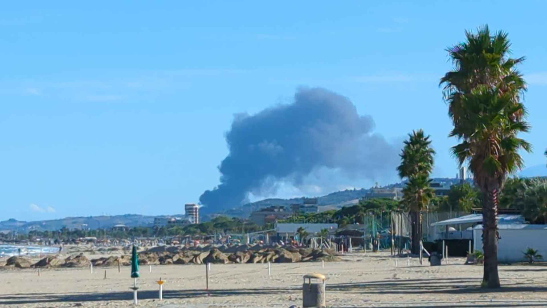 incendio kemipol diluenti scerne di pineto