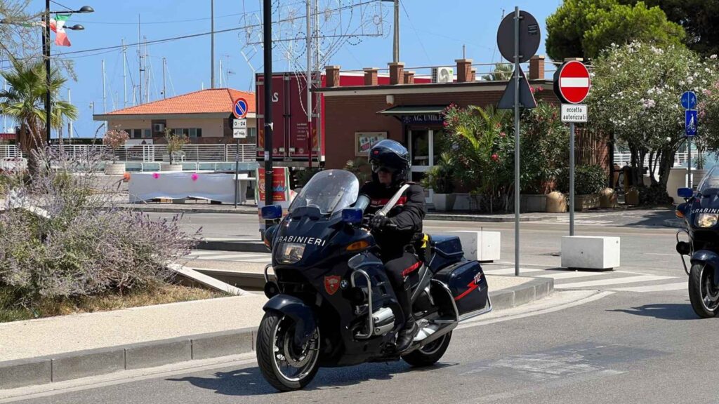 carabinieri giulianova 